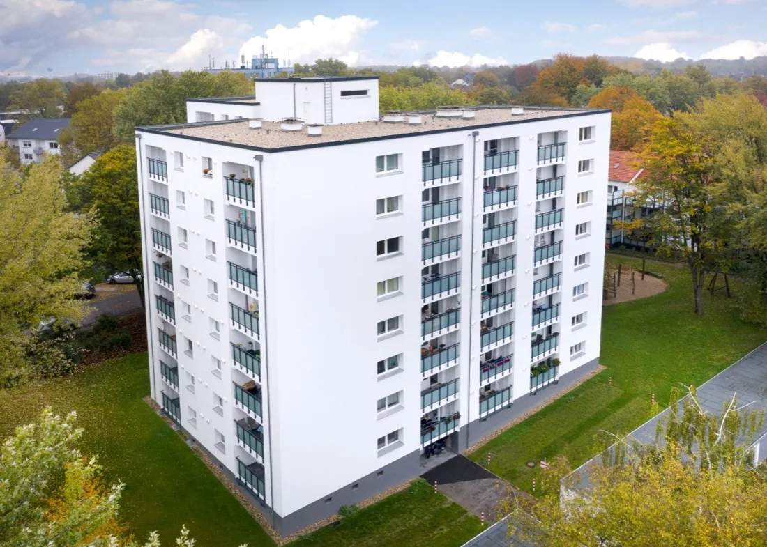 Drohnenaufnahme eines Wohnhochhauses in Essen — Luftbild, Maximilian Sydow