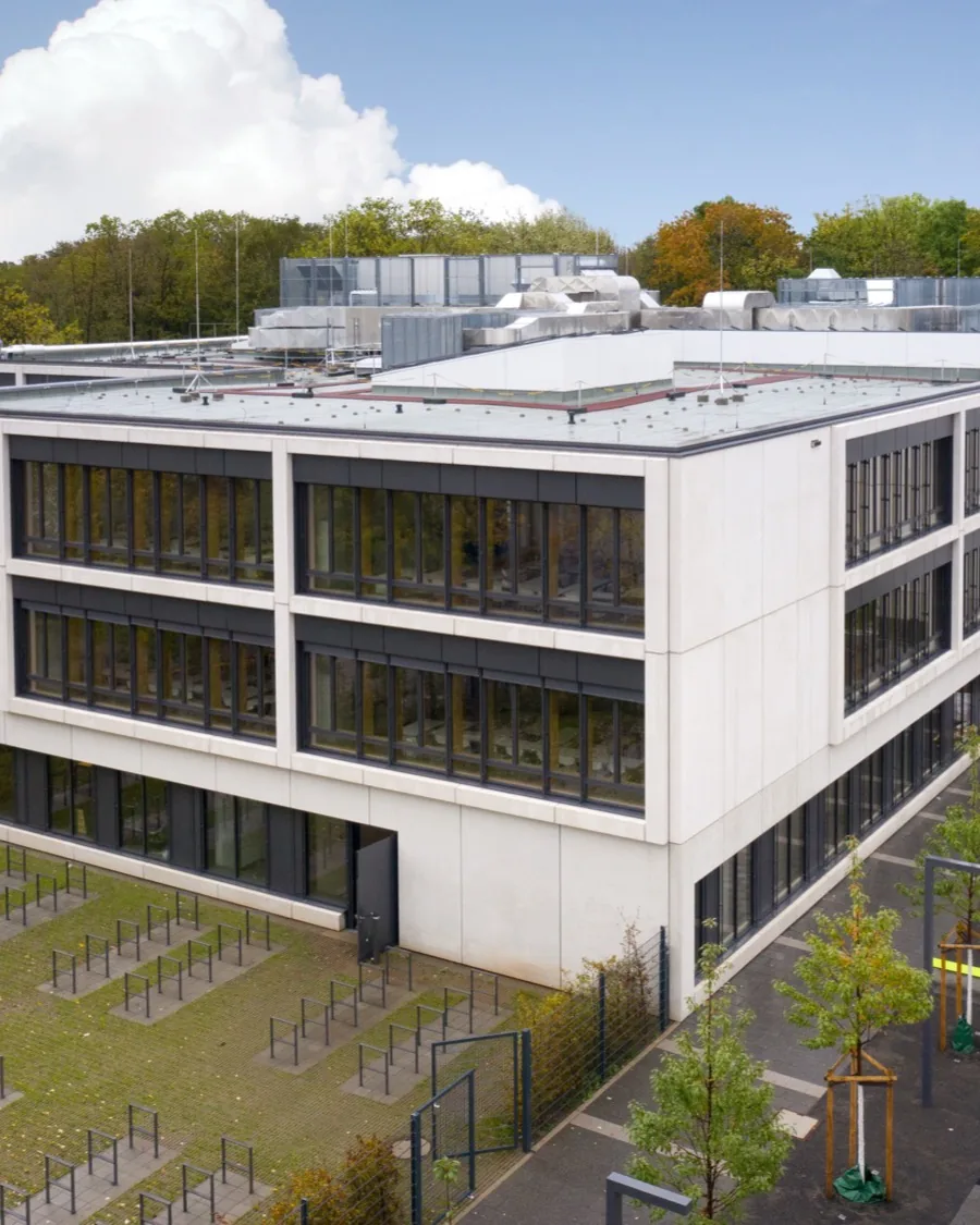 Gebäudeensemble am Kolkrabenweg, Köln — Architektur im Kontext, Maximilian Sydow